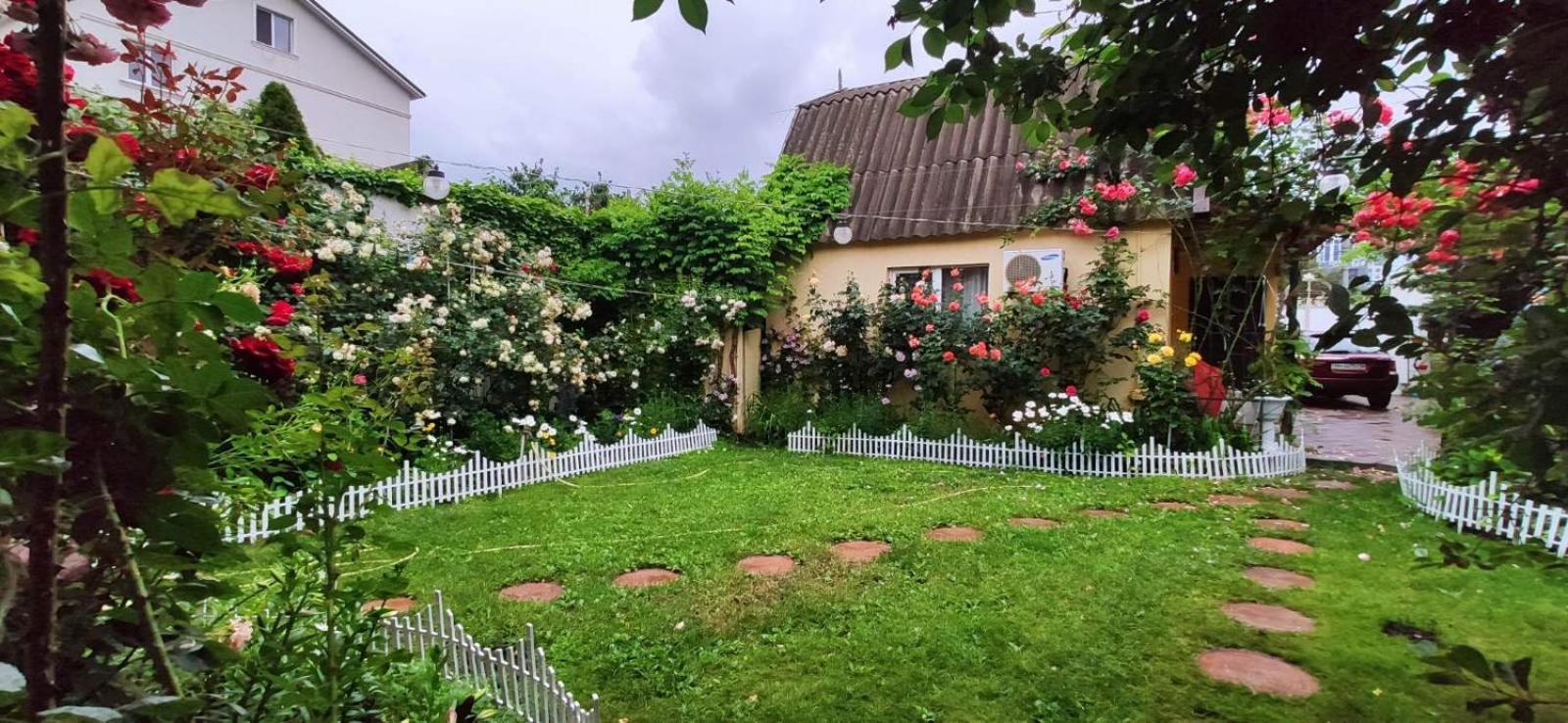 Holiday Home Near Sea Одесса Экстерьер фото