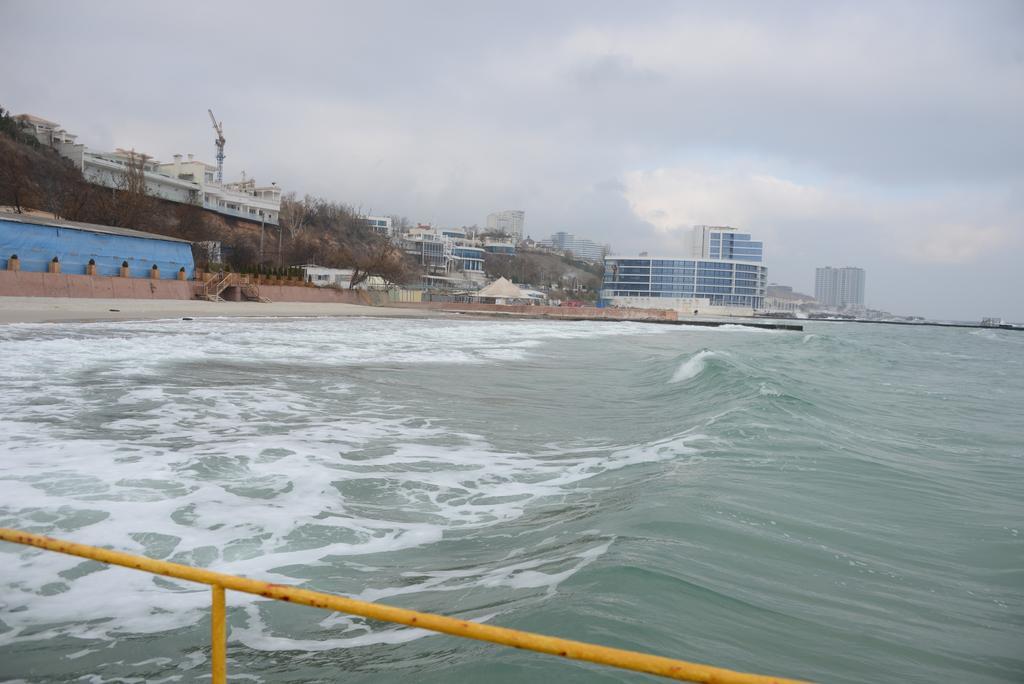 Holiday Home Near Sea Одесса Экстерьер фото