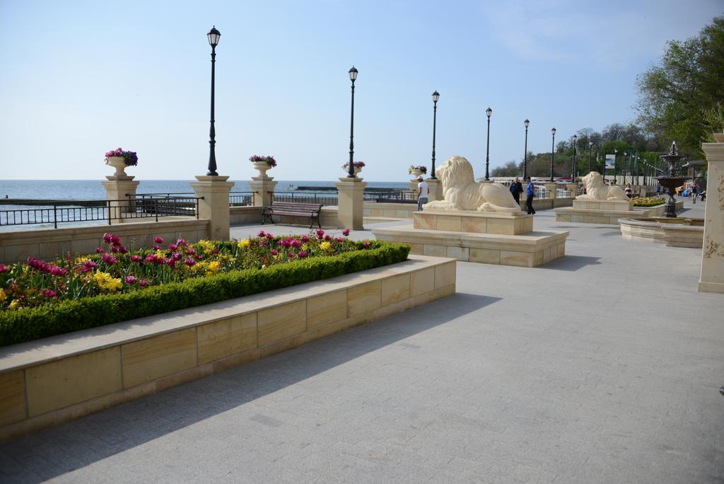Holiday Home Near Sea Одесса Экстерьер фото
